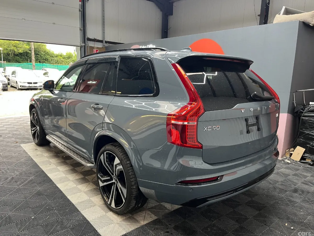 Volvo XC90 SUV, Petrol Plug-in Hybrid, 2023, Blue