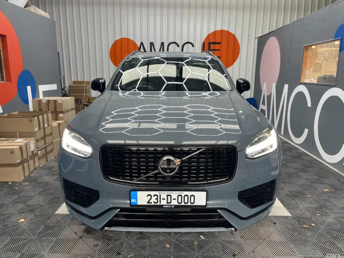 Volvo XC90 SUV, Petrol Plug-in Hybrid, 2023, Blue
