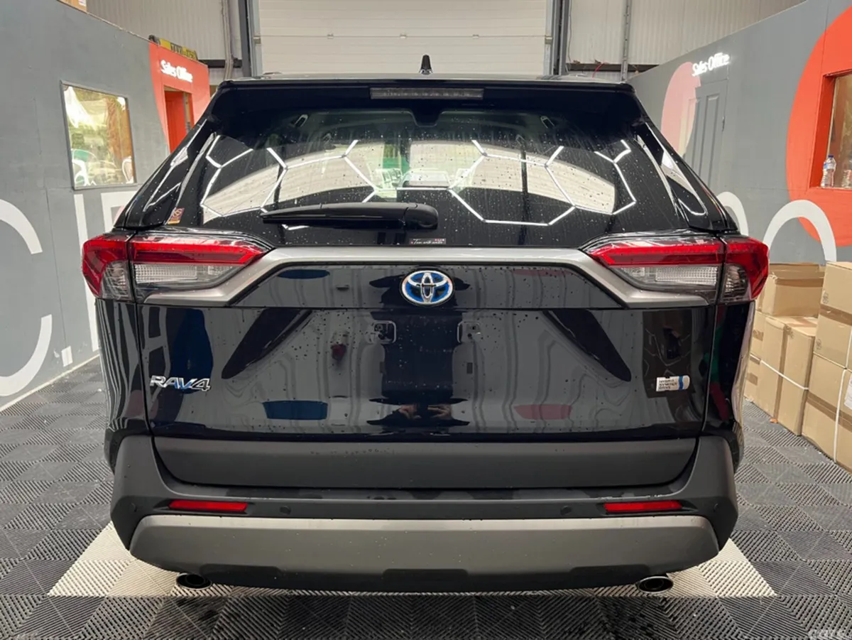 Toyota RAV4 SUV, Petrol Hybrid, 2024, Black