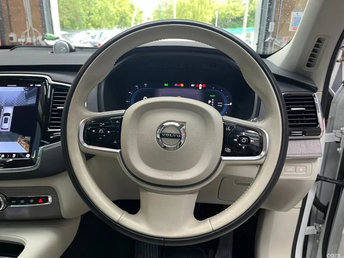 Volvo XC90 SUV, Petrol Plug-in Hybrid, 2023, White