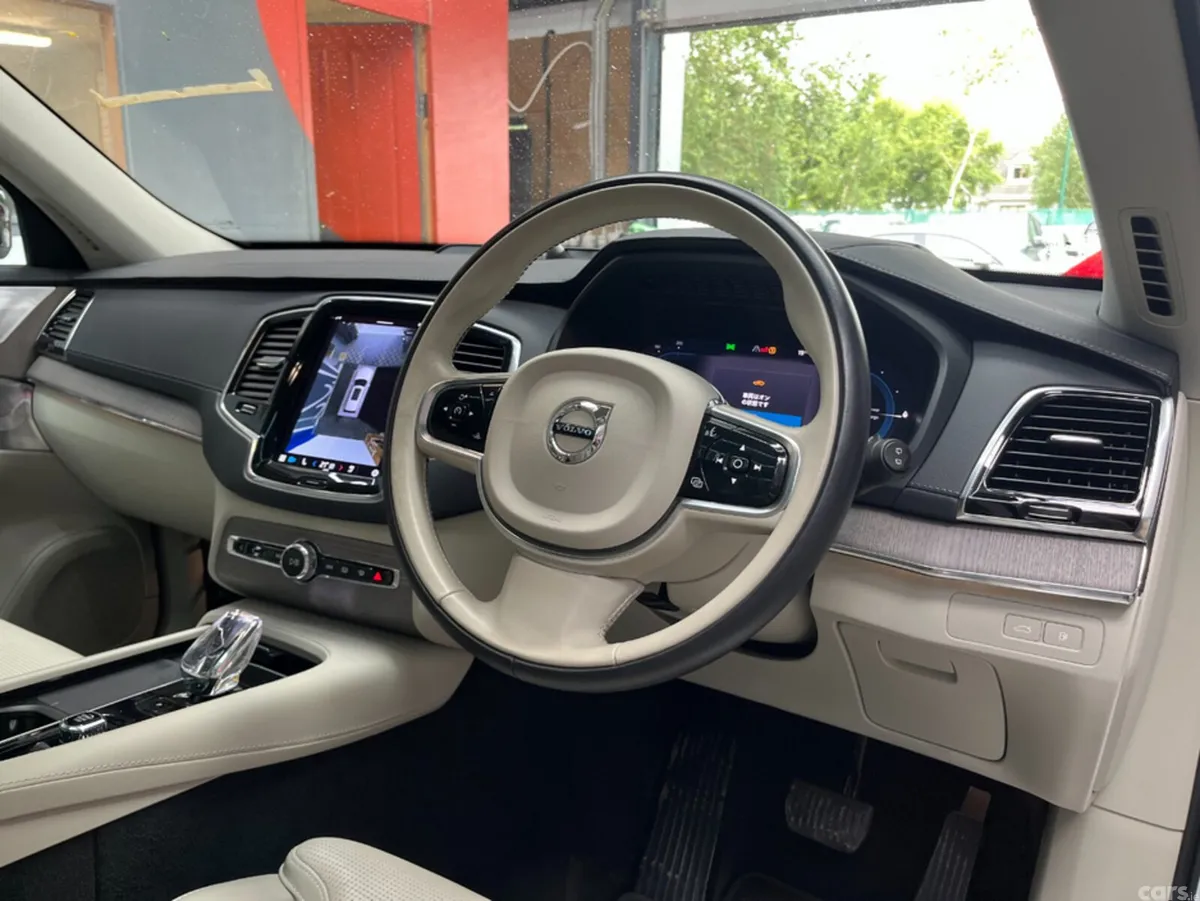 Volvo XC90 SUV, Petrol Plug-in Hybrid, 2023, White
