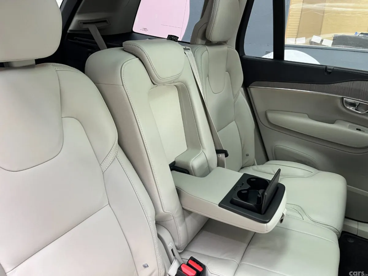 Volvo XC90 SUV, Petrol Plug-in Hybrid, 2023, White