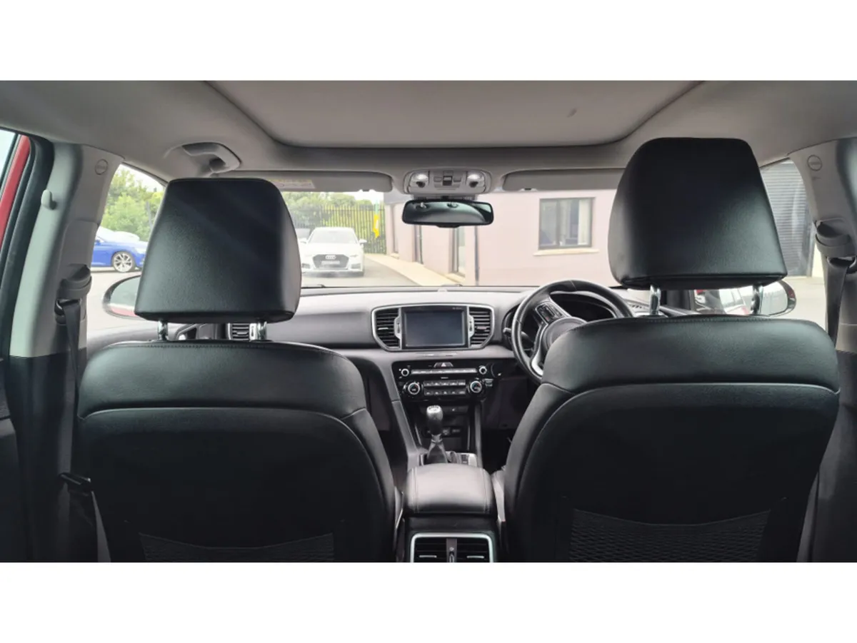 Kia Sportage SUV, Diesel, 2017, Red