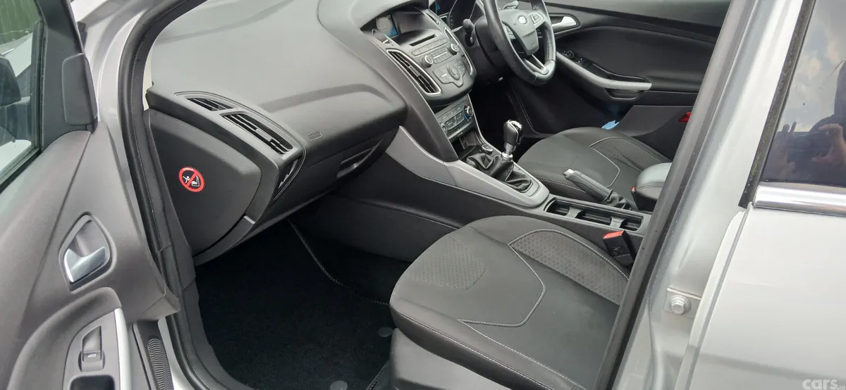 Ford Focus Hatchback, Diesel, 2016, Silver