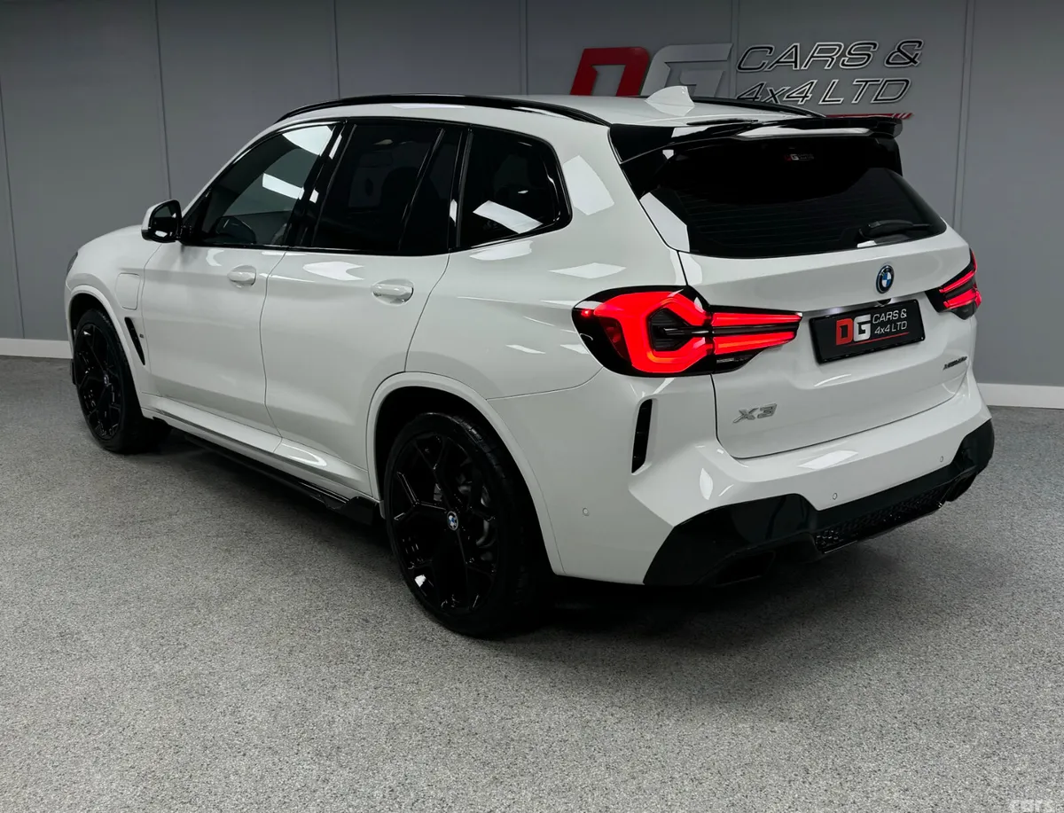 BMW X3 SUV, Petrol Plug-in Hybrid, 2022, White