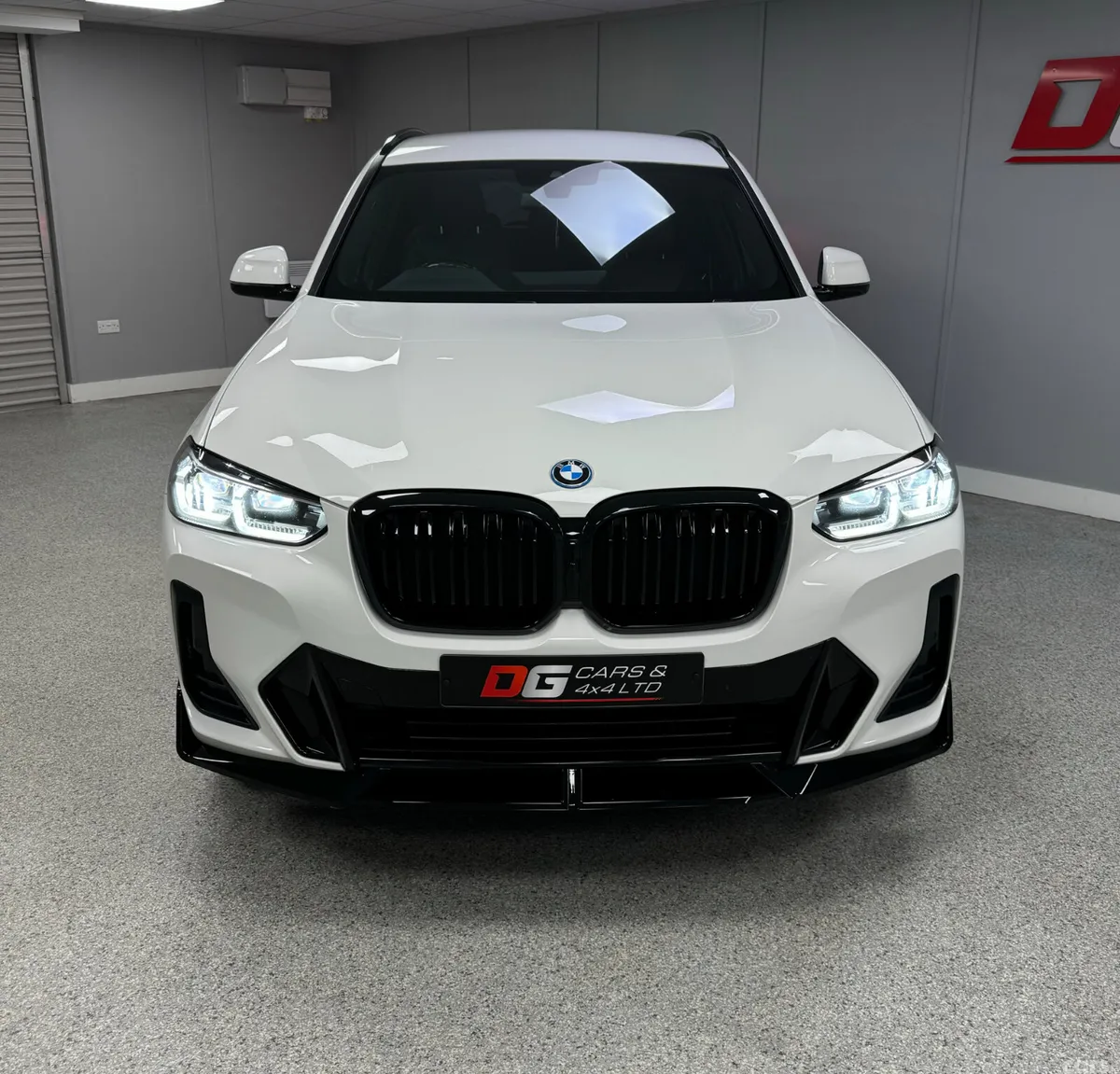BMW X3 SUV, Petrol Plug-in Hybrid, 2022, White