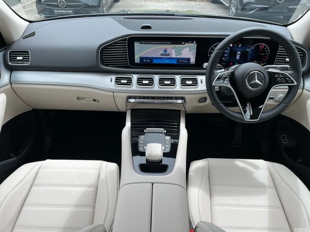 Mercedes-Benz GLE SUV, Diesel Plug-in Hybrid, 2026, Grey