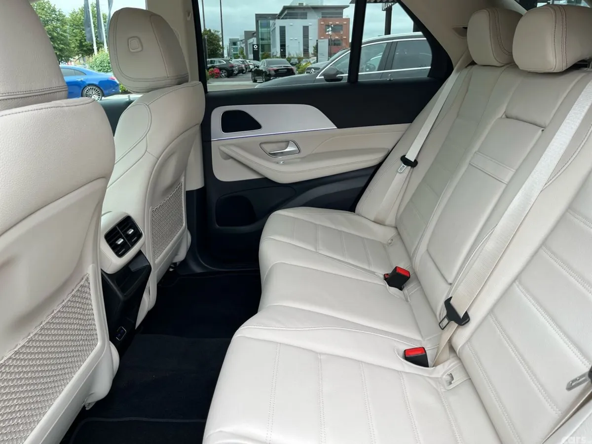 Mercedes-Benz GLE SUV, Diesel Plug-in Hybrid, 2026, Grey