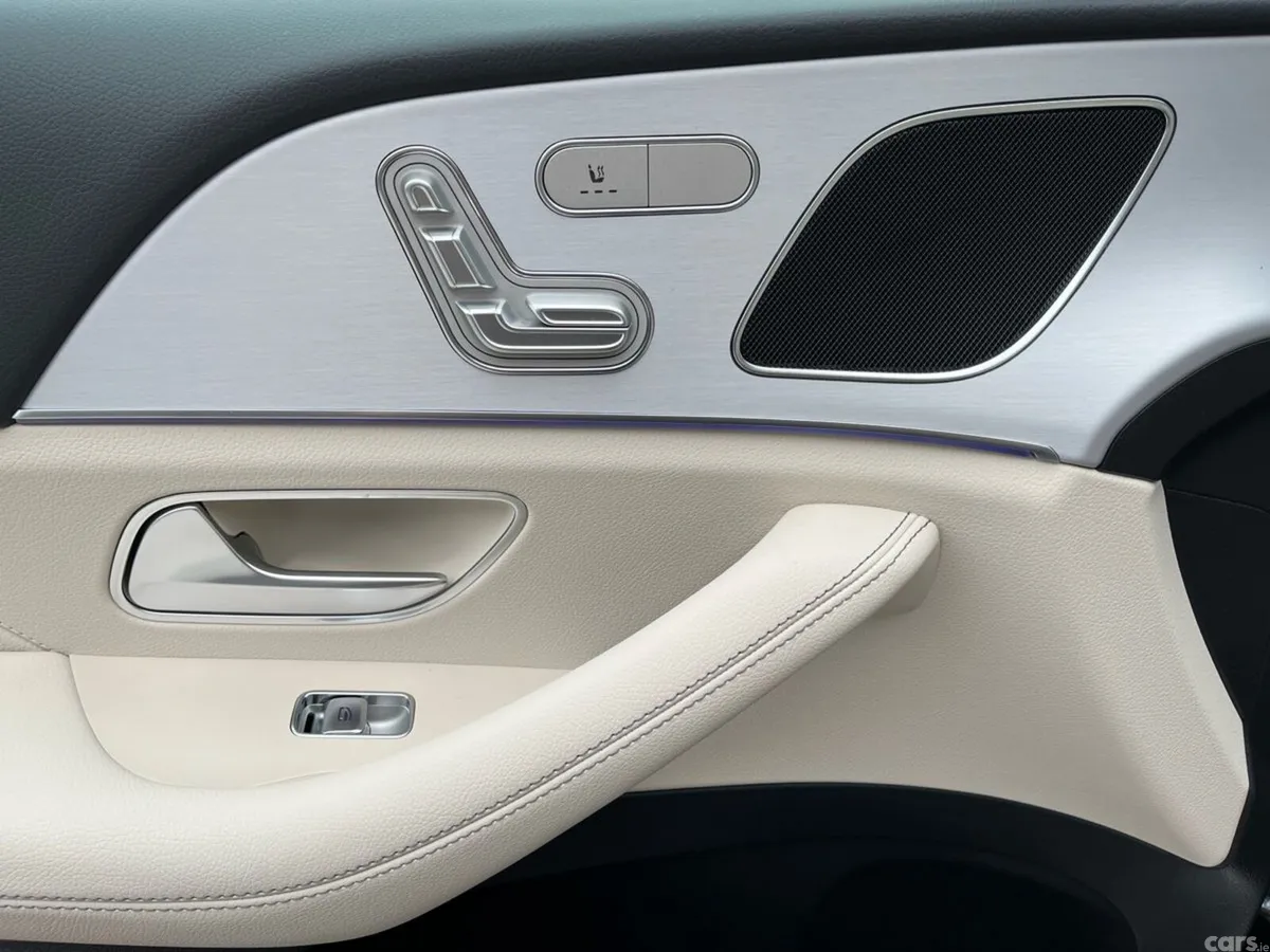 Mercedes-Benz GLE SUV, Diesel Plug-in Hybrid, 2026, Grey