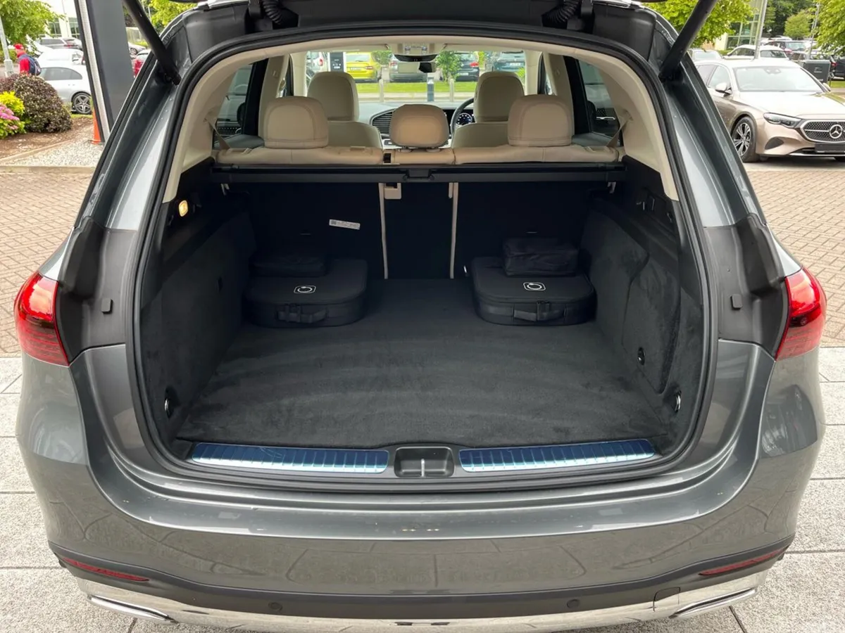 Mercedes-Benz GLE SUV, Diesel Plug-in Hybrid, 2026, Grey