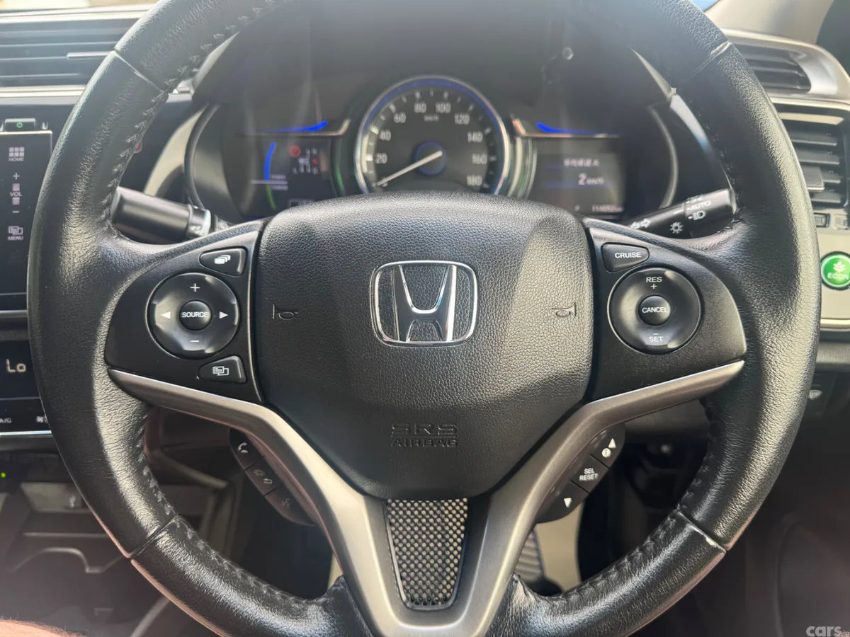 Honda Grace Saloon, Petrol Hybrid, 2014, Silver