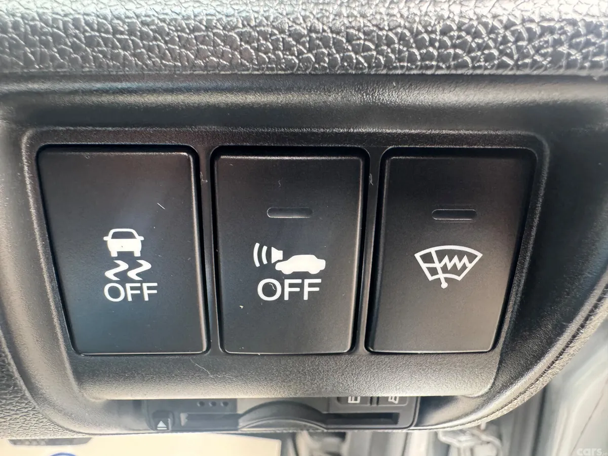 Honda Grace Saloon, Petrol Hybrid, 2014, Silver