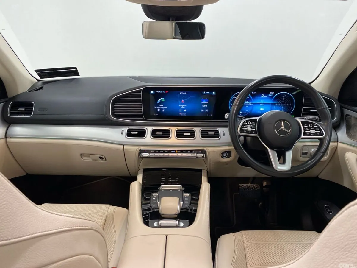 Mercedes-Benz GLE Coupe, Diesel Plug-in Hybrid, 2022, Green