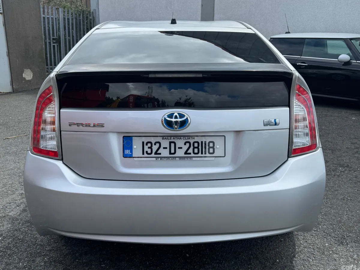 Toyota Prius Hatchback, Petrol Hybrid, 2013, Silver