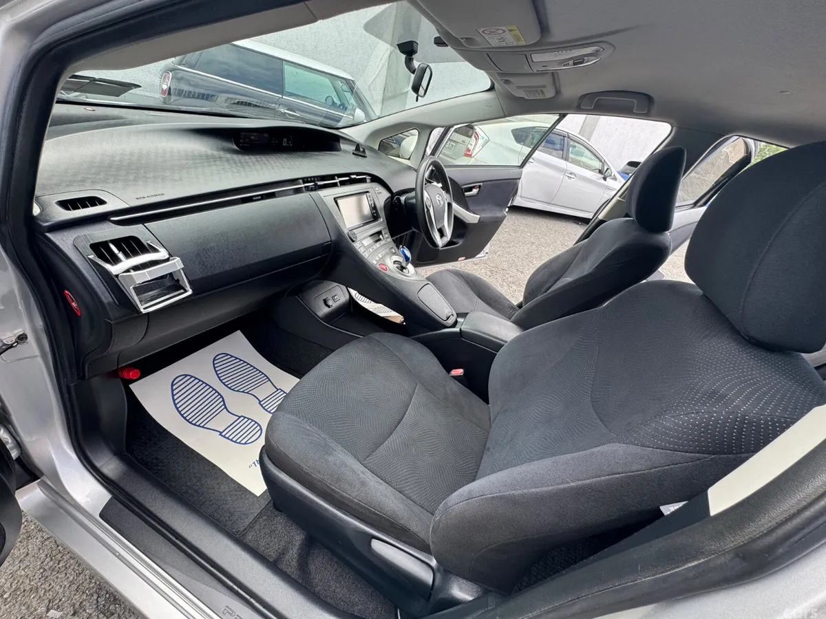 Toyota Prius Hatchback, Petrol Hybrid, 2013, Silver