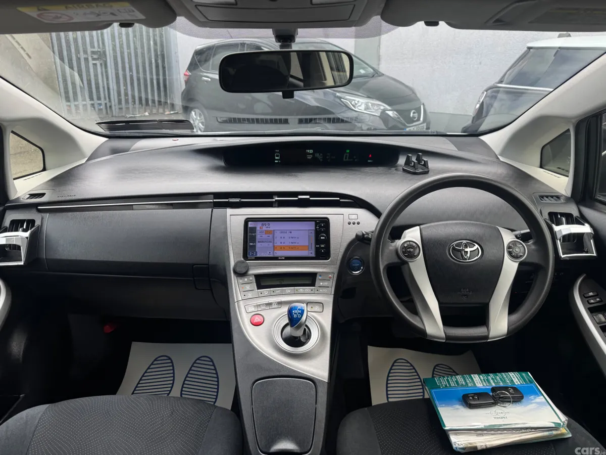 Toyota Prius Hatchback, Petrol Hybrid, 2013, Silver