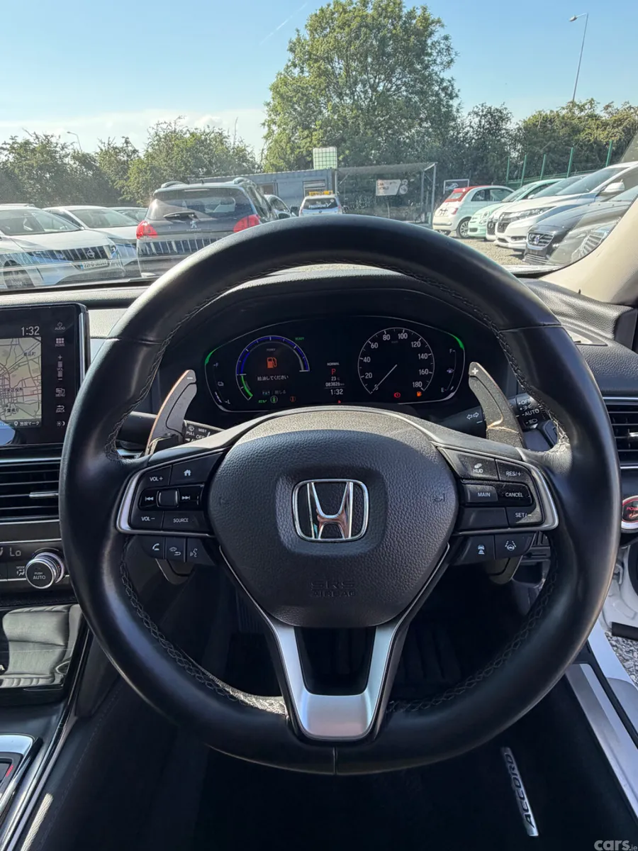 Honda Accord Saloon, Petrol Hybrid, 2021, White