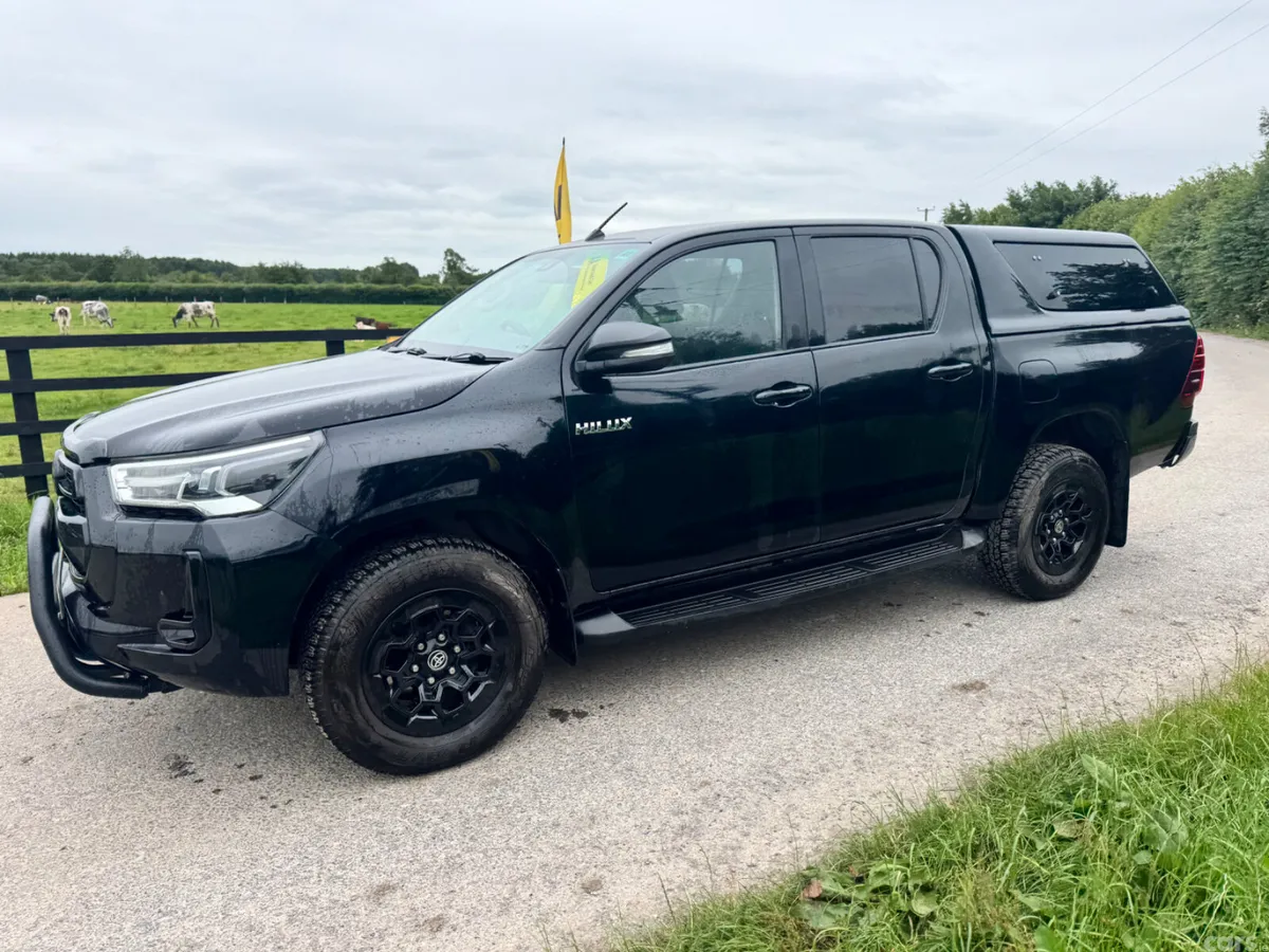 Toyota Hilux Pick Up, Diesel, 2021, Black