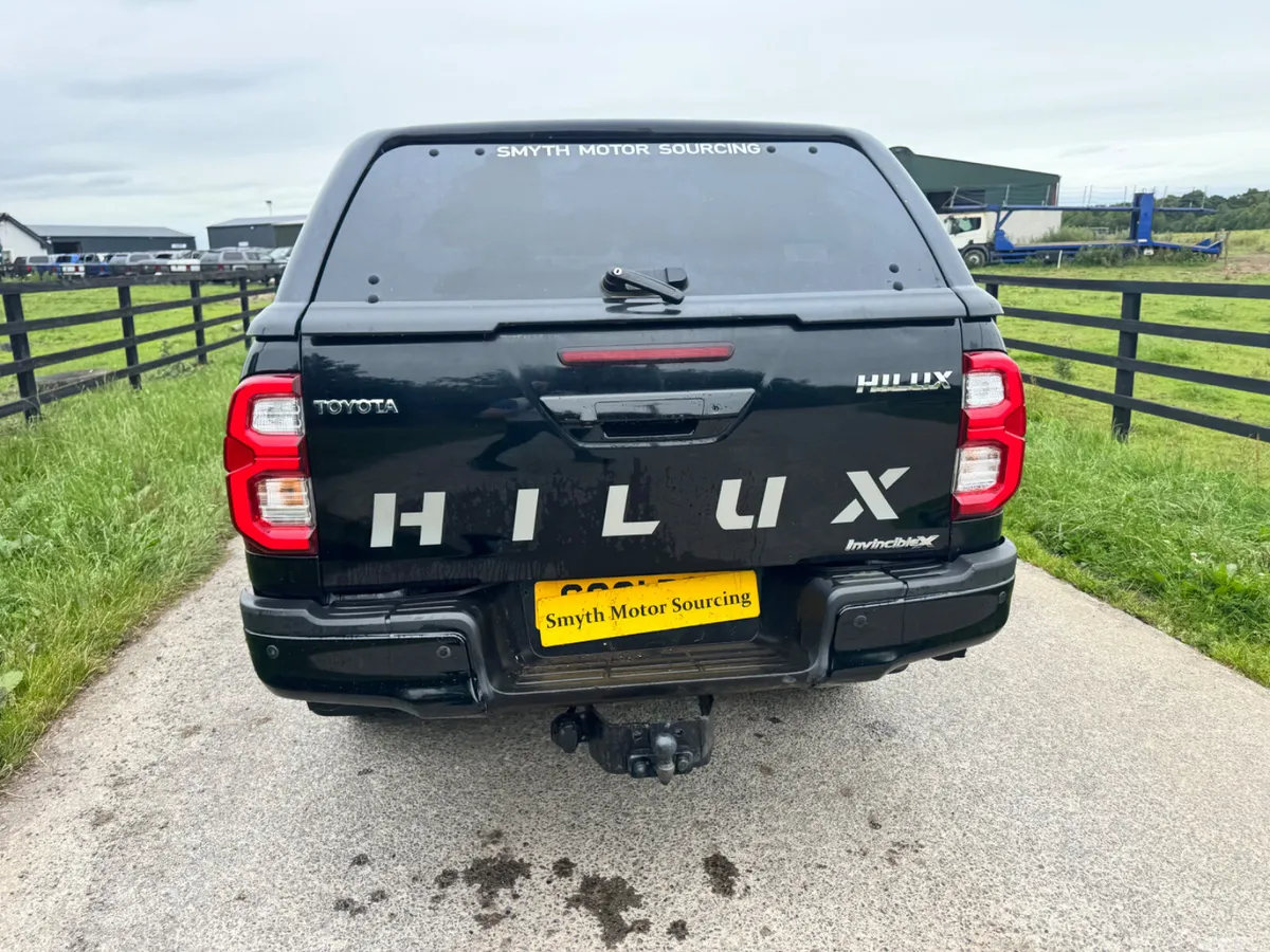 Toyota Hilux Pick Up, Diesel, 2021, Black