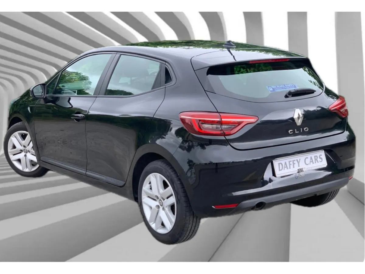 Renault Clio Hatchback, Petrol, 2022, Black