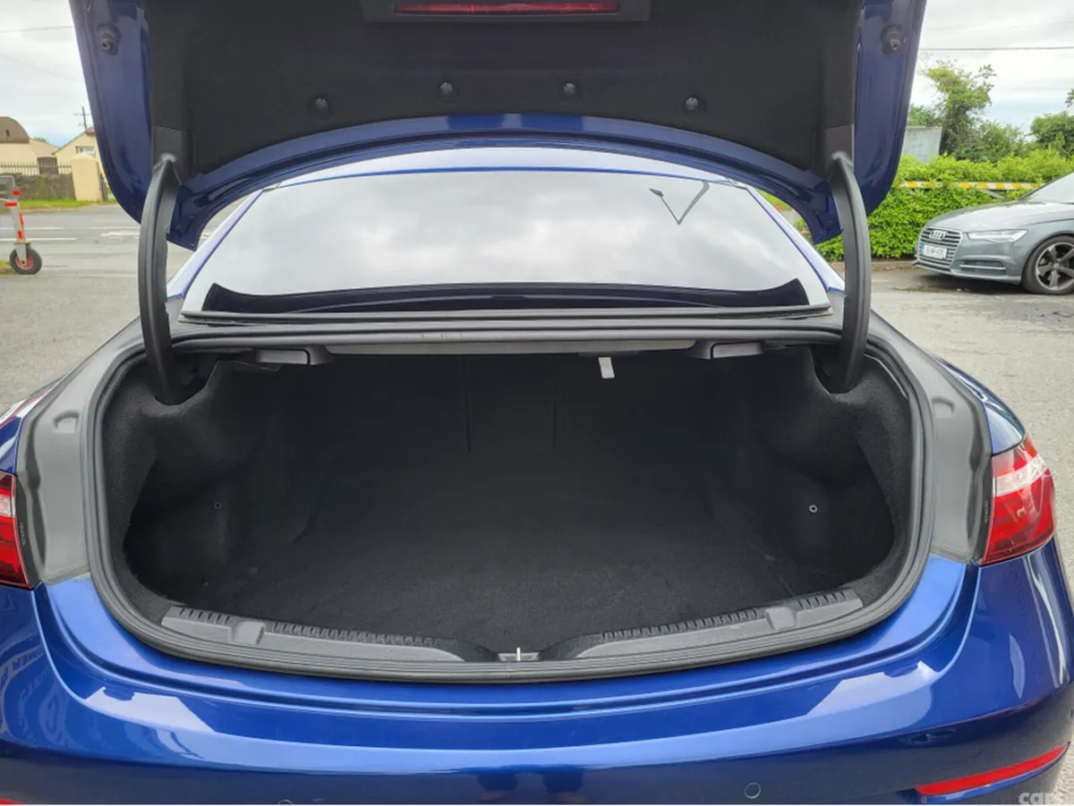 Mercedes-Benz E-Class Coupe, Diesel, 2021, Blue