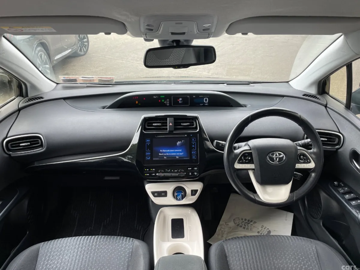 Toyota Prius Hatchback, Petrol Hybrid, 2016, Black