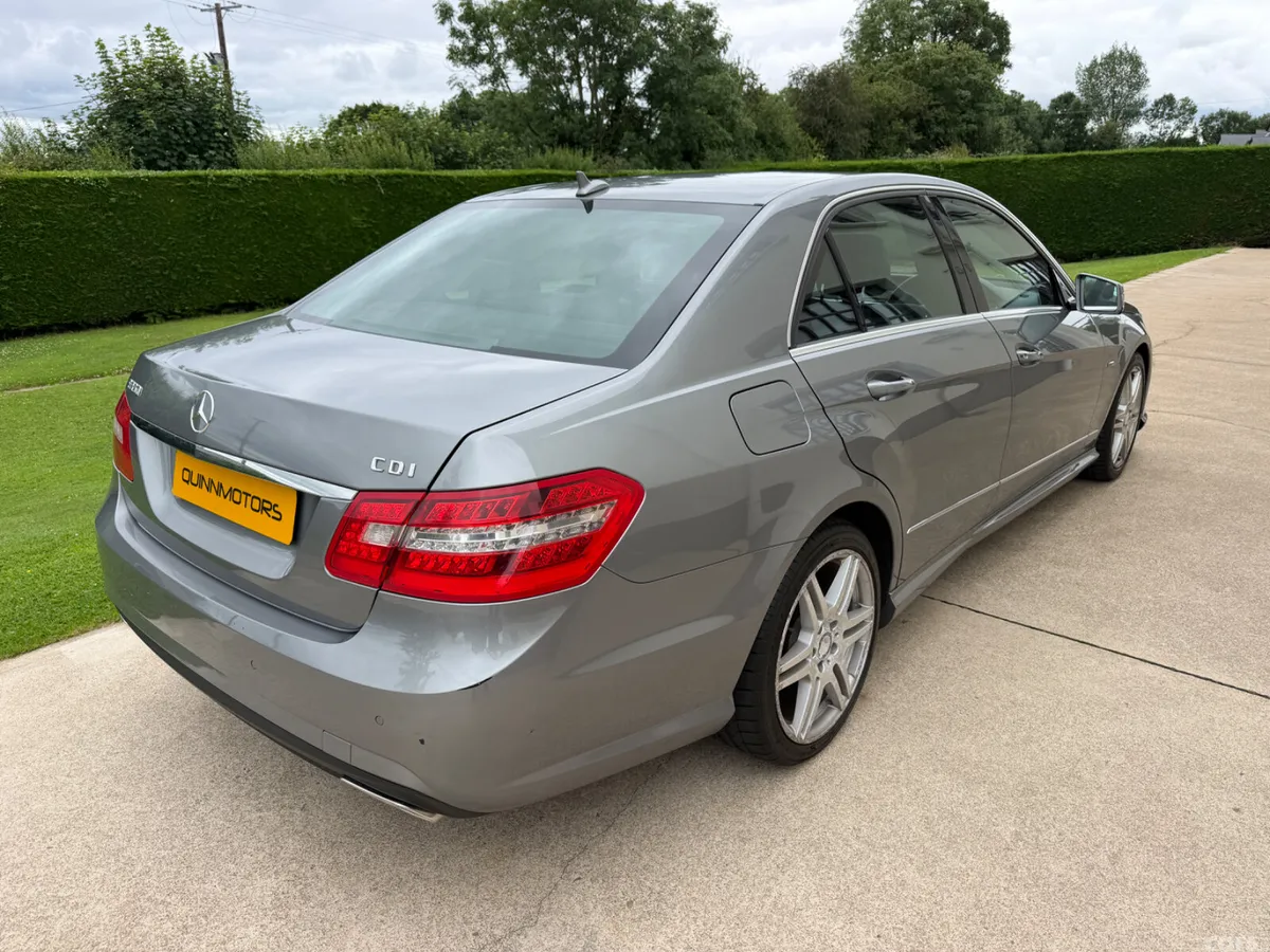 Mercedes-Benz E-Class Saloon, Diesel, 2009, Silver