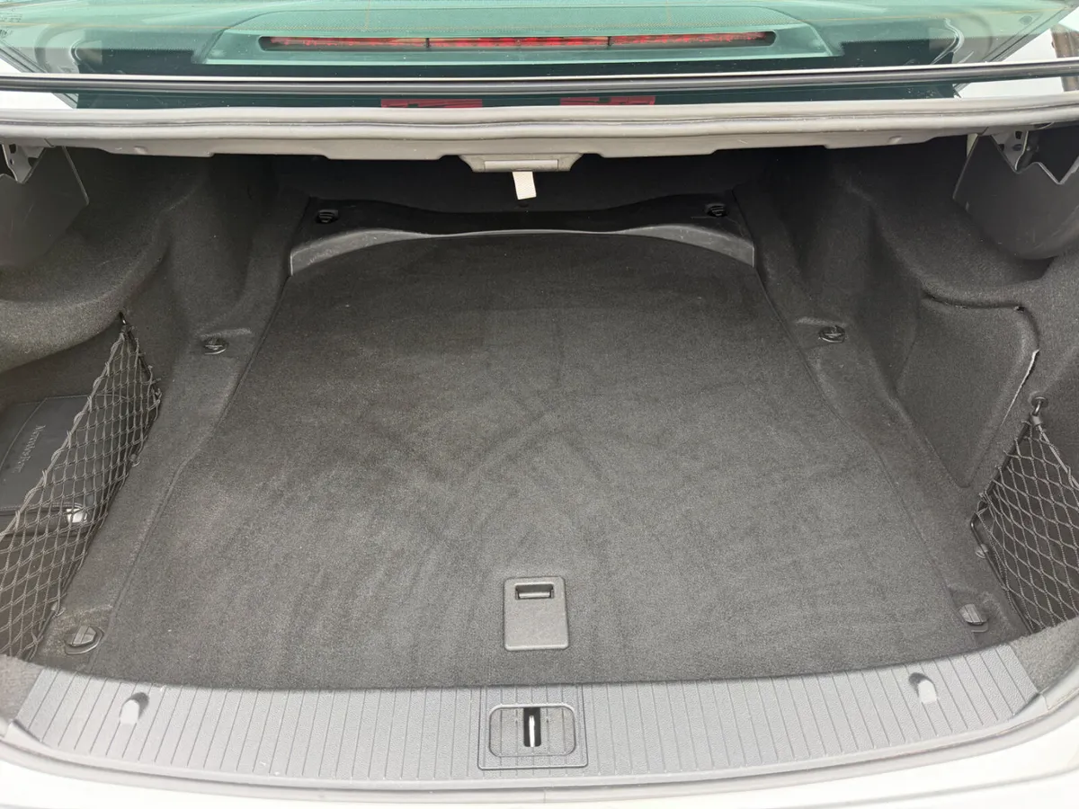 Mercedes-Benz E-Class Saloon, Diesel, 2009, Silver