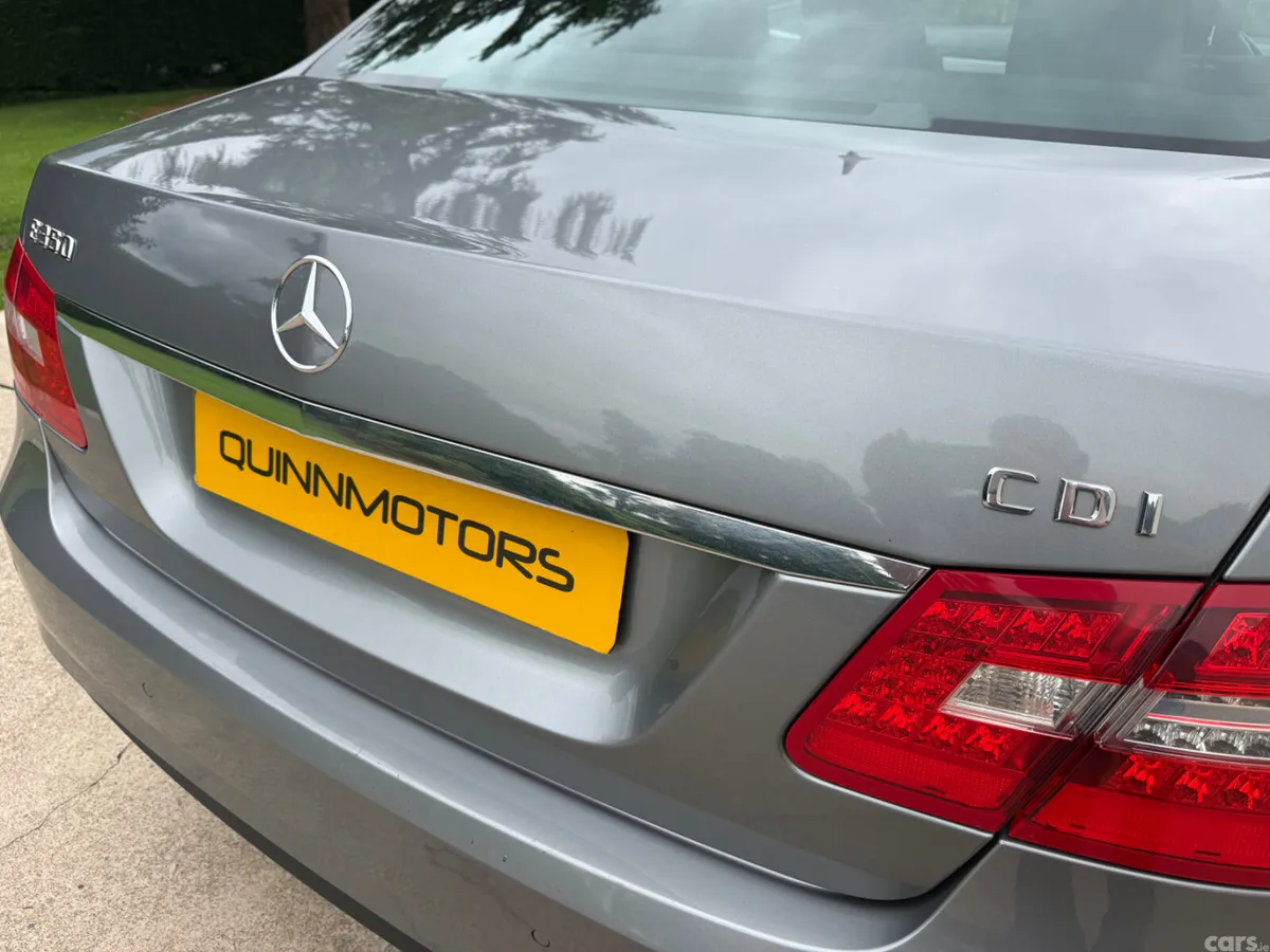 Mercedes-Benz E-Class Saloon, Diesel, 2009, Silver