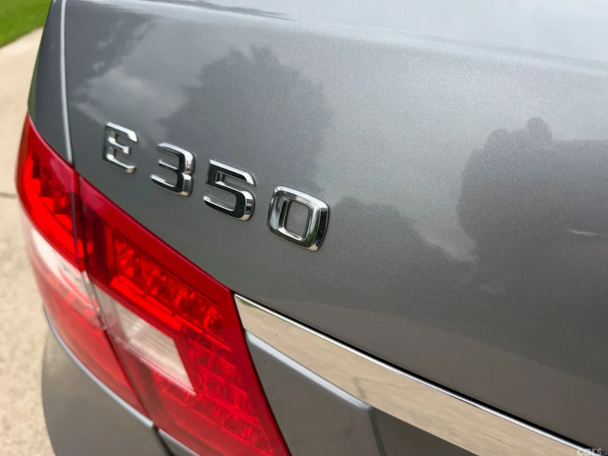 Mercedes-Benz E-Class Saloon, Diesel, 2009, Silver