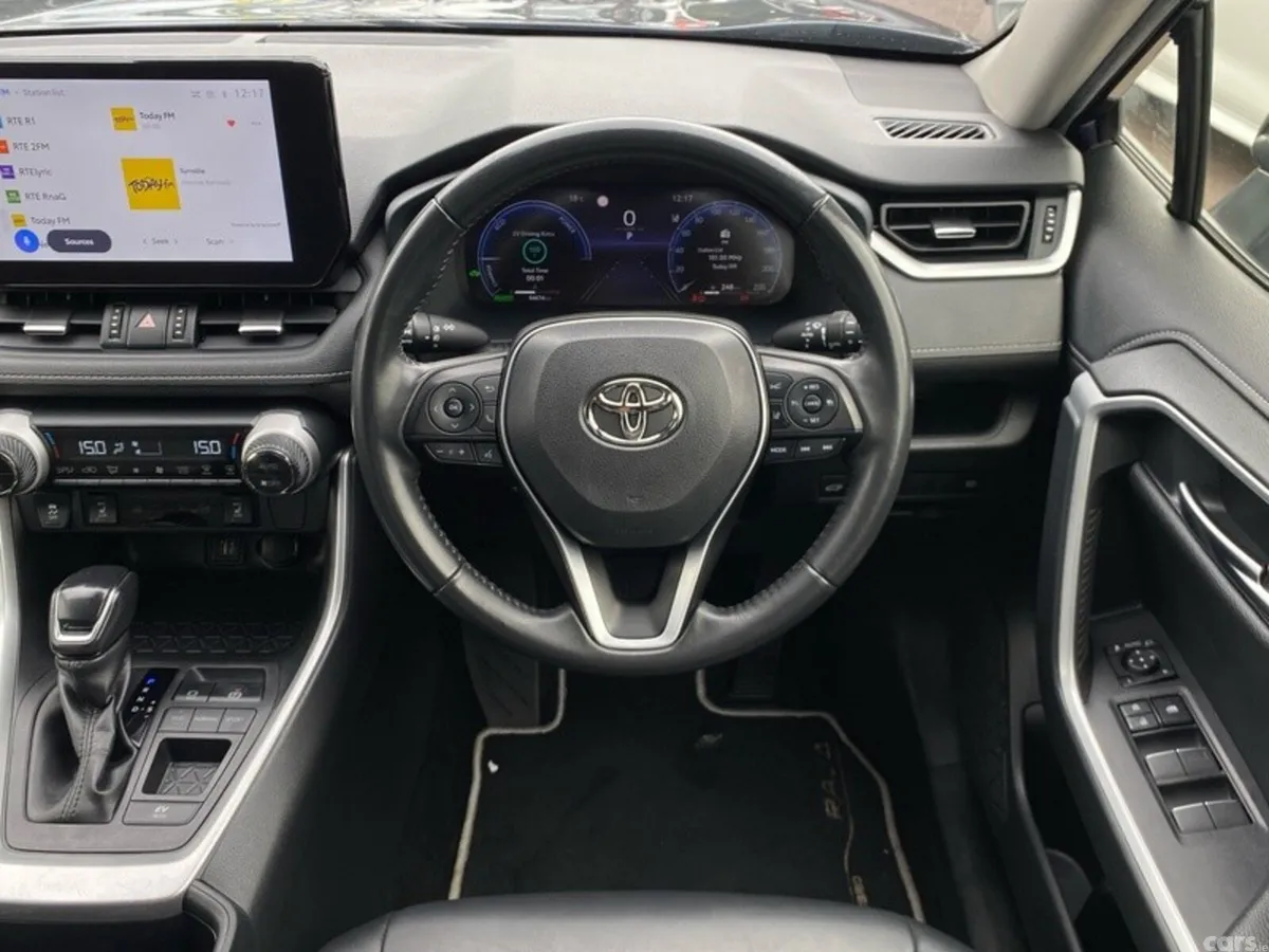 Toyota RAV4 SUV, Petrol Hybrid, 2023, Blue