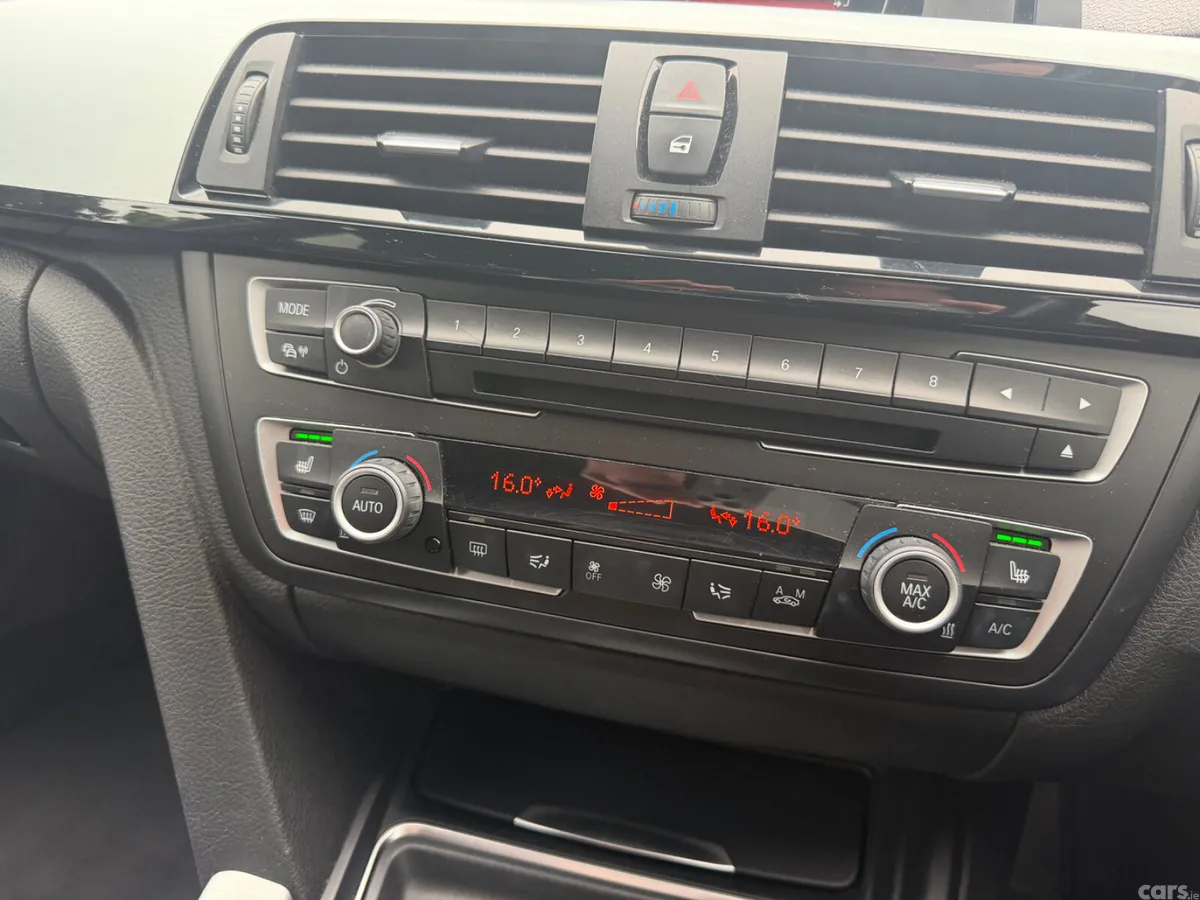 BMW 3-Series Saloon, Diesel, 2015, Blue