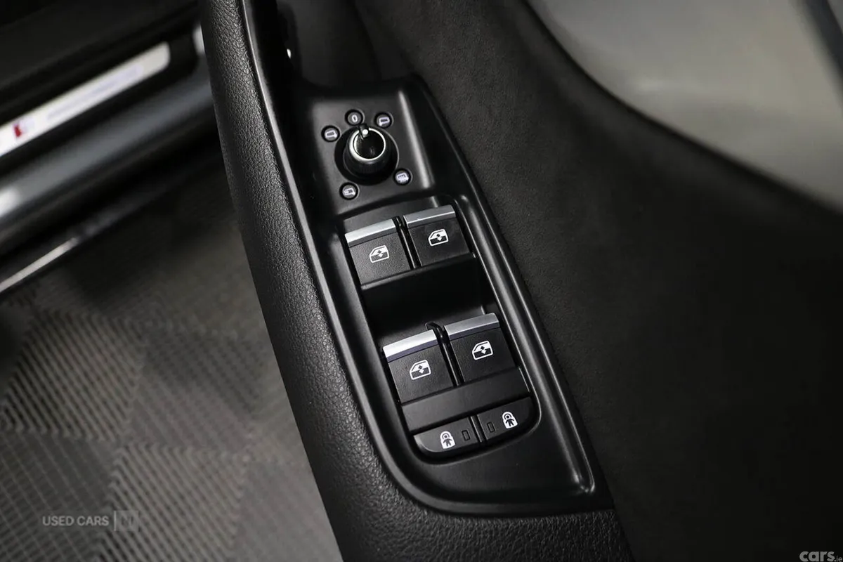 Audi Q7 SUV, Diesel, 2023, Silver