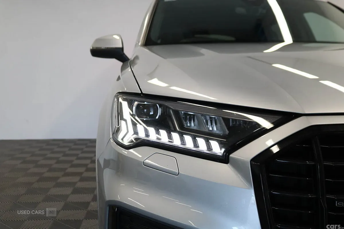 Audi Q7 SUV, Diesel, 2023, Silver