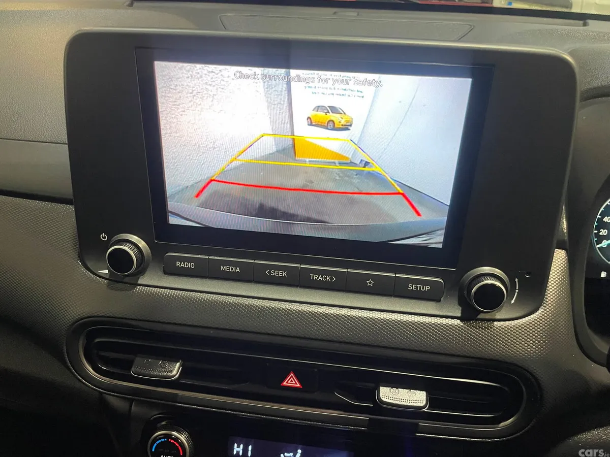 Hyundai KONA MPV, Diesel, 2021, Red