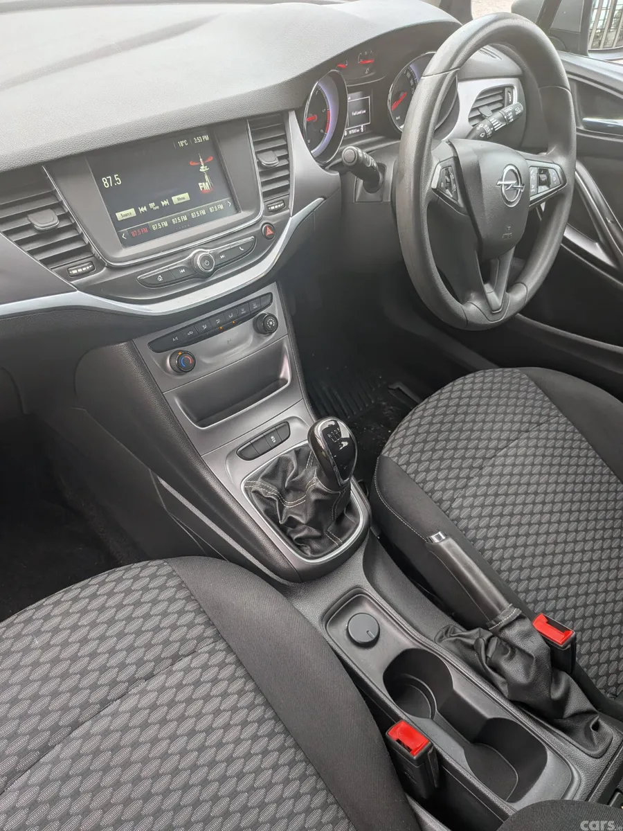 Opel Astra Estate, Diesel, 2017, Brown