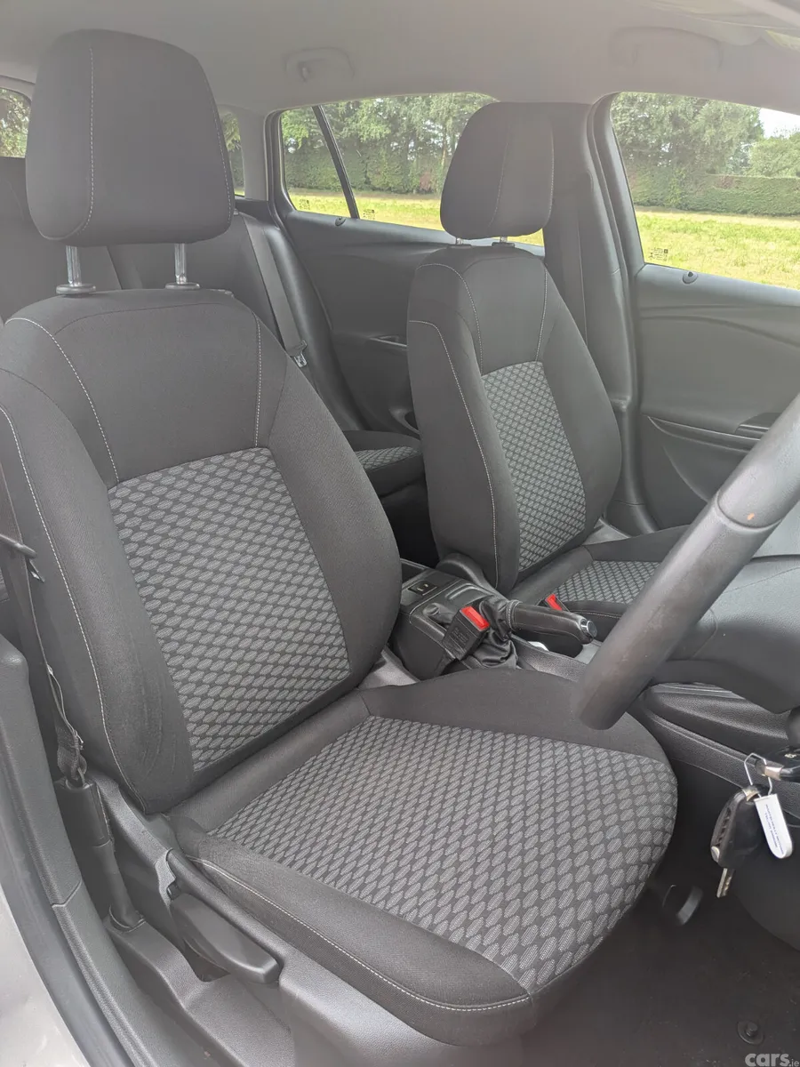 Opel Astra Estate, Diesel, 2017, Brown