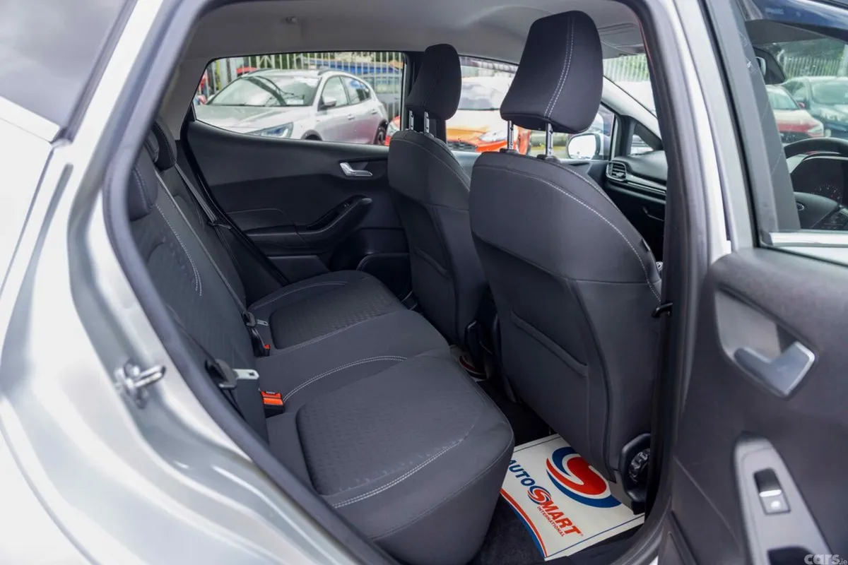 Ford Fiesta Hatchback, Petrol, 2021, Grey