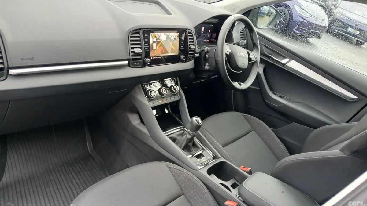 Skoda Karoq Estate, Diesel, 2025, Grey