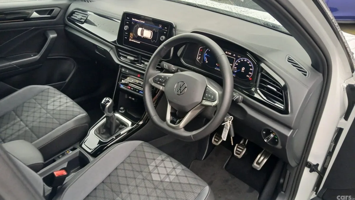 Volkswagen T-Roc SUV, Diesel, 2024, White
