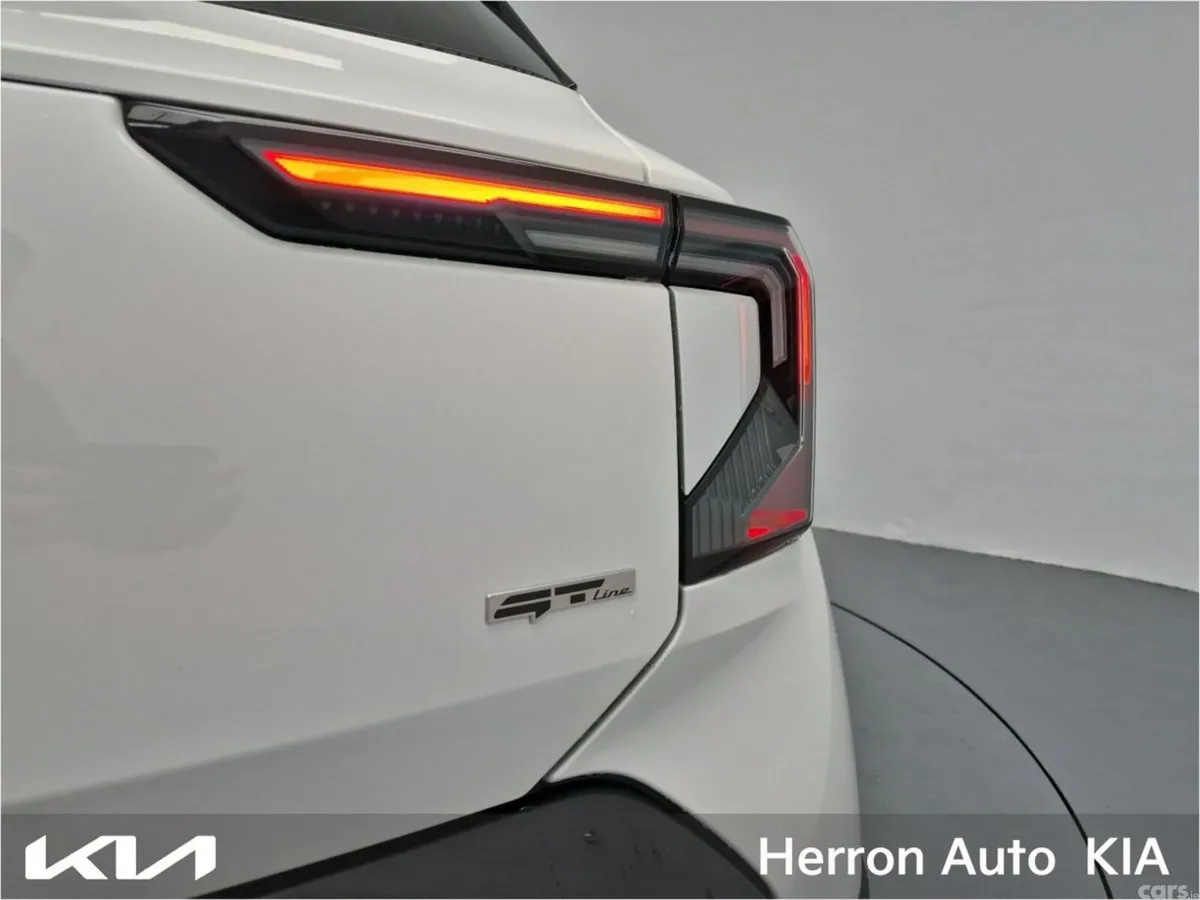 Kia Stonic Hatchback, Petrol, 2026, White