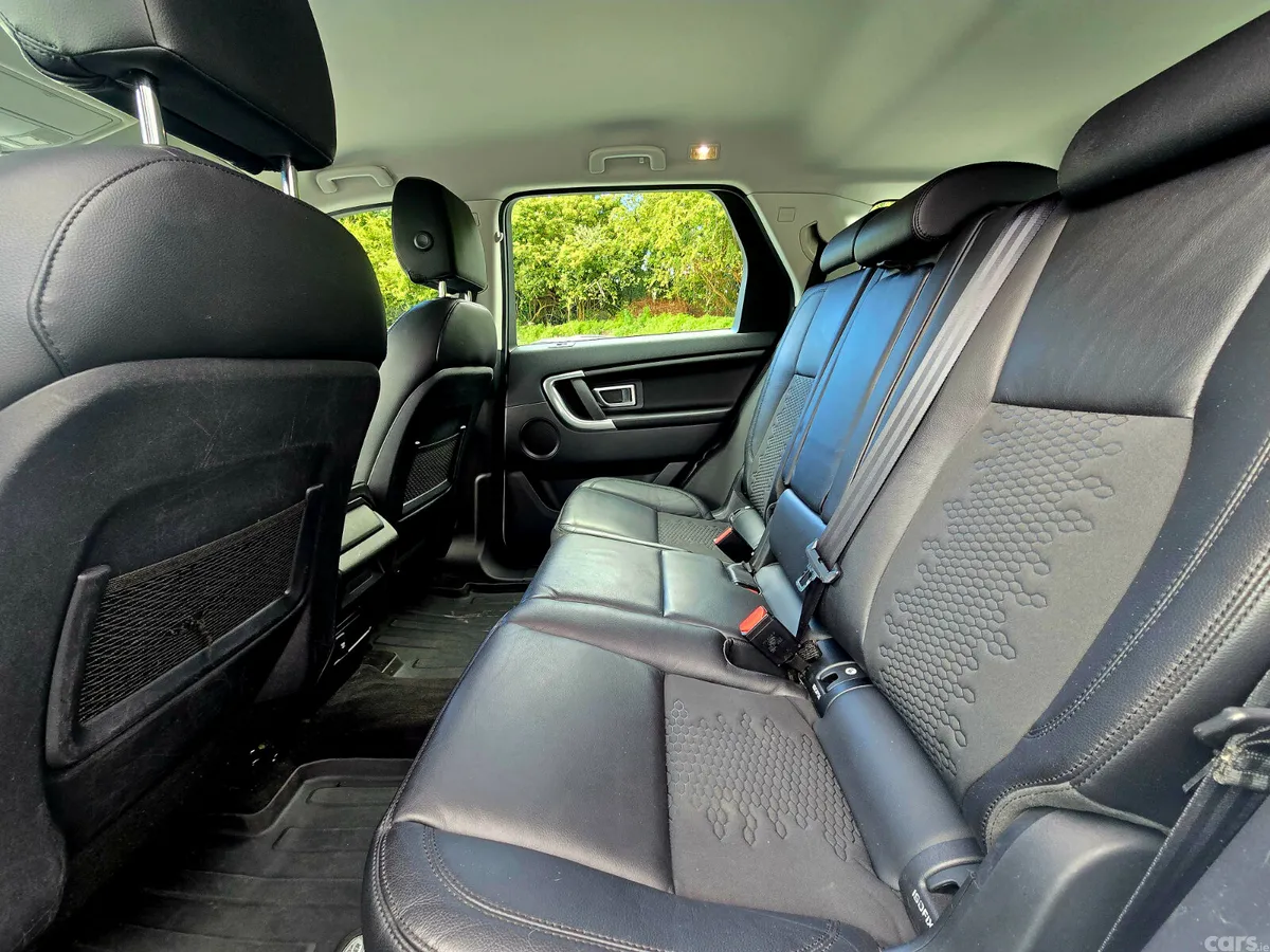 Land Rover Discovery Sport SUV, Diesel, 2019, White