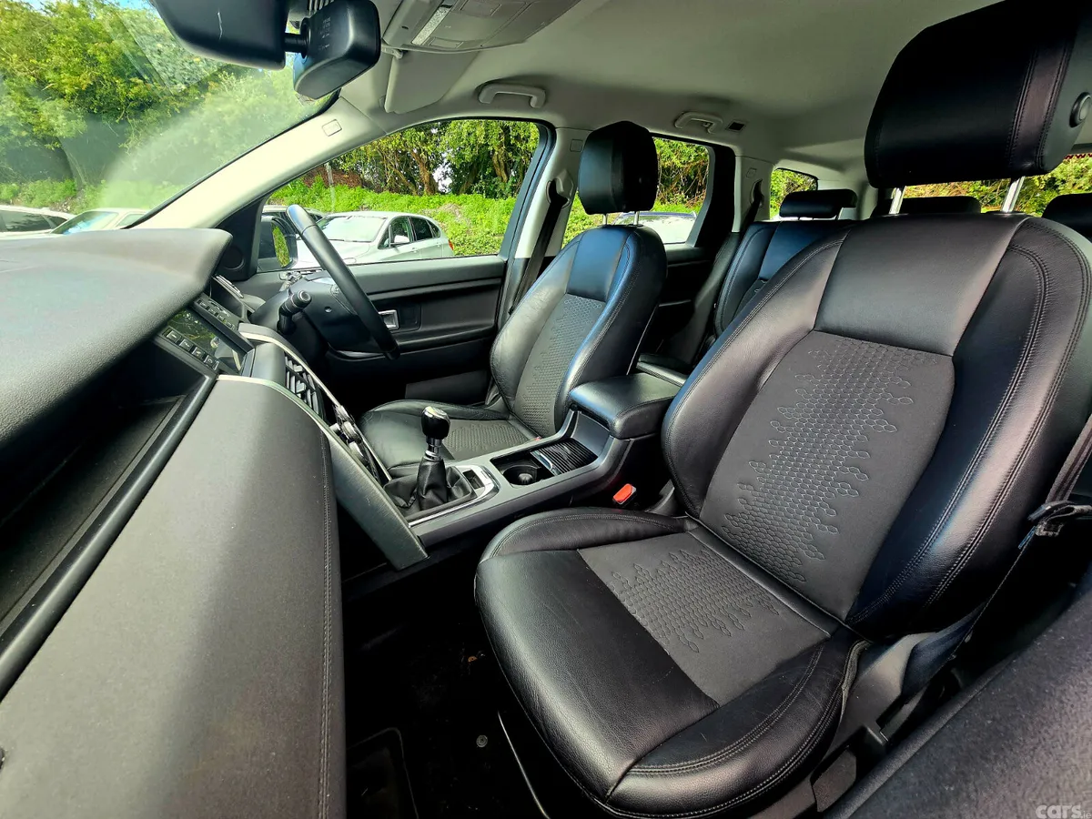 Land Rover Discovery Sport SUV, Diesel, 2019, White