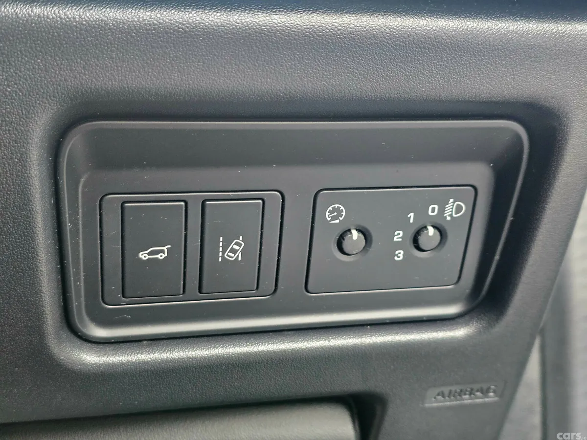 Land Rover Discovery Sport SUV, Diesel, 2019, White
