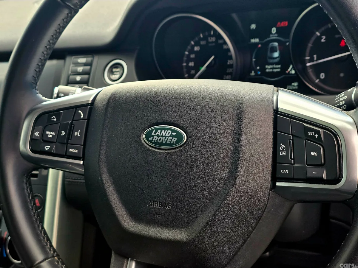 Land Rover Discovery Sport SUV, Diesel, 2019, White