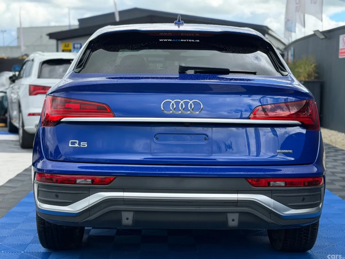 Audi Q5 SUV, Diesel, 2022, Blue