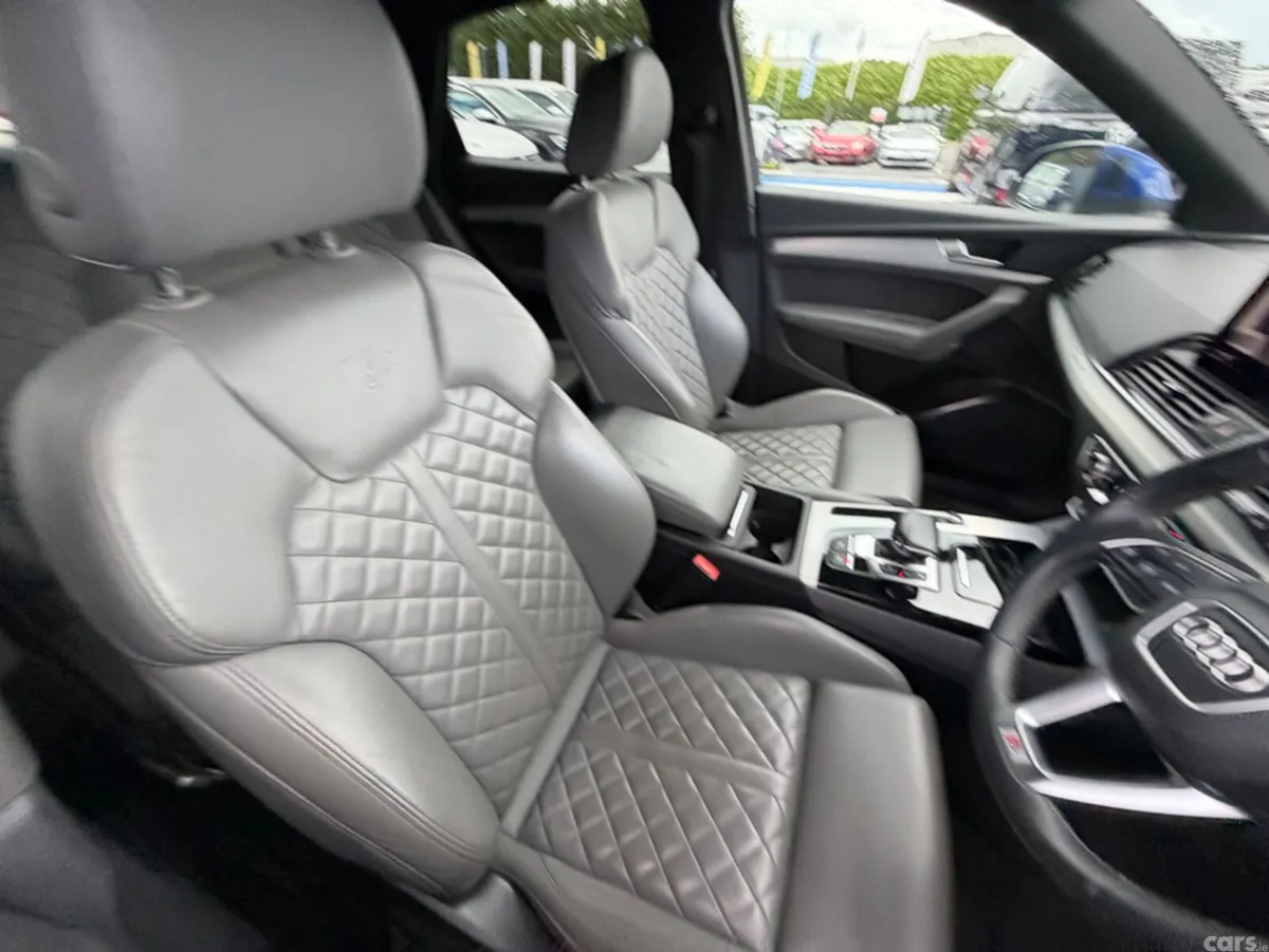 Audi Q5 SUV, Diesel, 2022, Blue