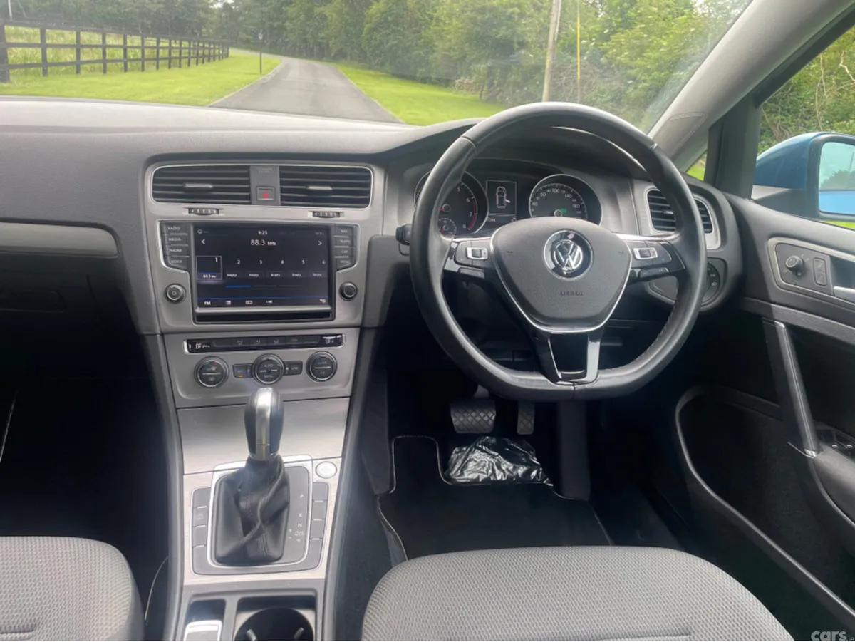 Volkswagen Golf Hatchback, Petrol, 2017, Blue