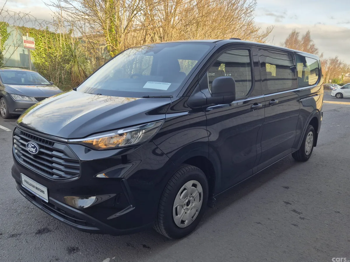 Ford Transit Custom Van, Petrol Plug-in Hybrid, 2026, Black
