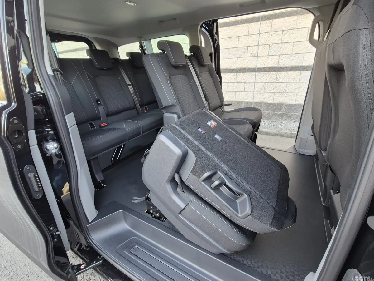 Ford Transit Custom Van, Petrol Plug-in Hybrid, 2026, Black